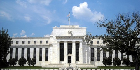 central-banks-face-new-dilemmas-in-the-era-of-bitcoin-and-digital-currencies